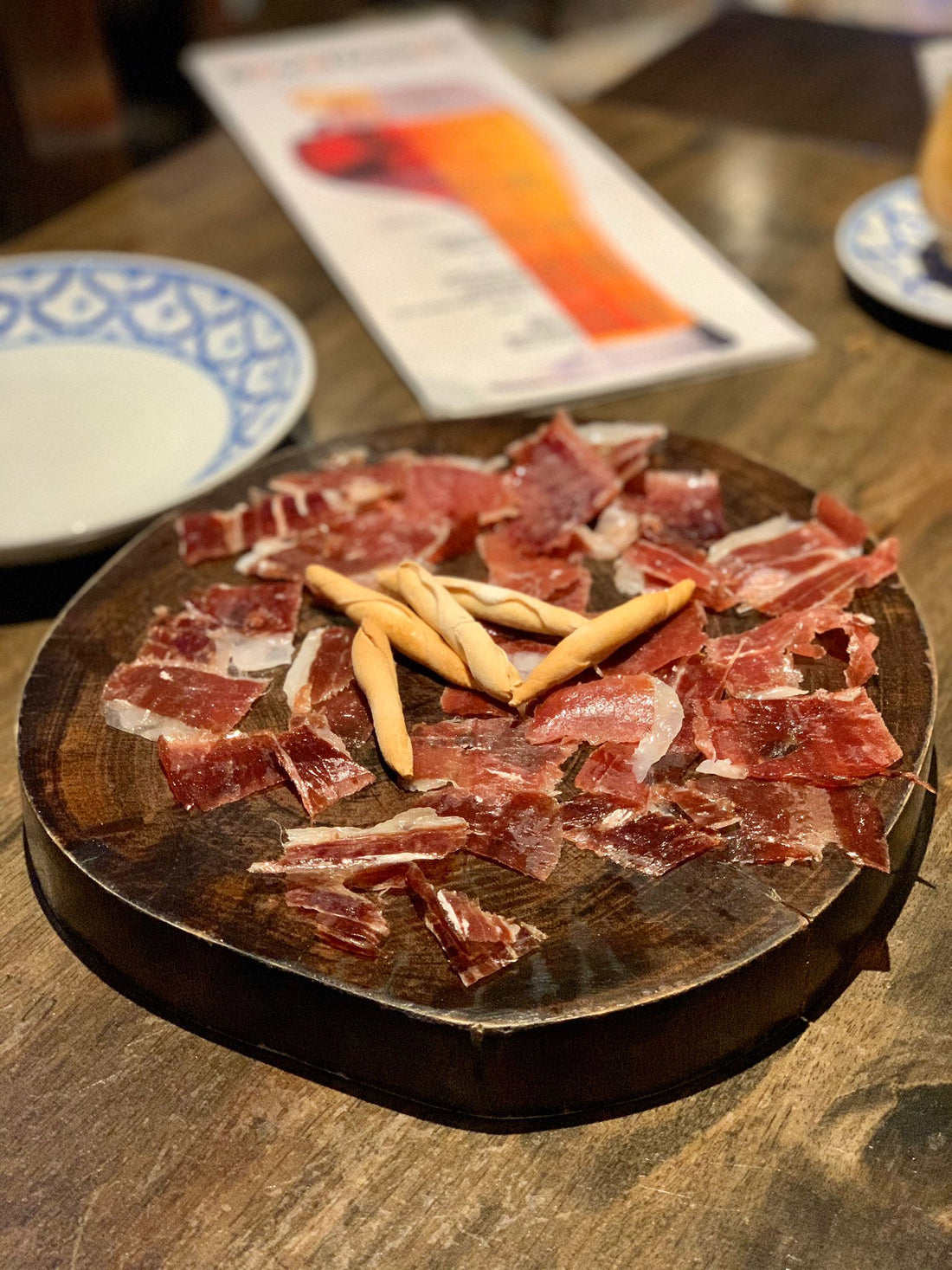 ¿Qué es el jamón ibérico y por qué es tan valorado?